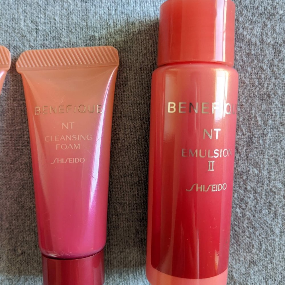Shiseido Benefique Skincare Bundle - Picture 4 of 5